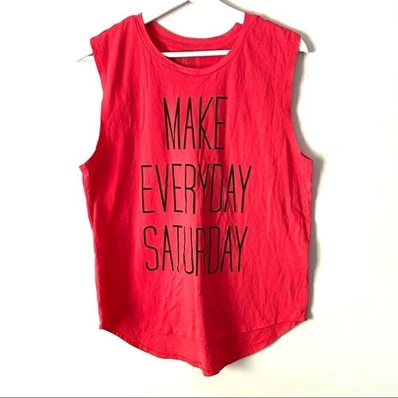 Freeze Make everyday Saturday graphic athletic tee - Picture 1 of 3